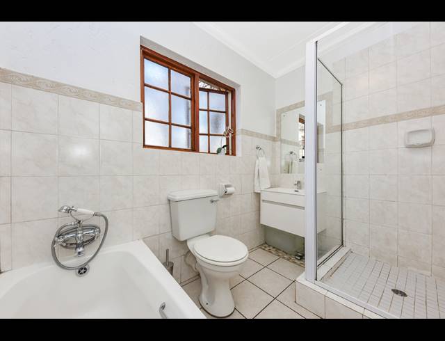 3 BEDROOM APARTMENT FOR SALE IN PAULSHOF